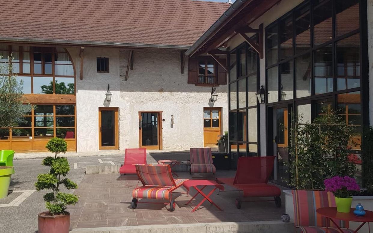 Hotel Le Domaine De Tizo Saint-Victor-de-Morestel Zewnętrze zdjęcie